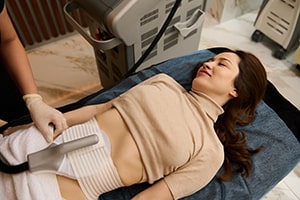 Dr. Sergio Quintero, aesthetic medicine expert: 'A double chin can be delayed with good habits'